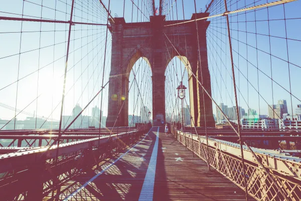 Naklejki na ścianę Most brookliński ze szczegółami dźwigarów i kabli pomocniczych, Manhattan, Nowy Jork, USA na wymiar