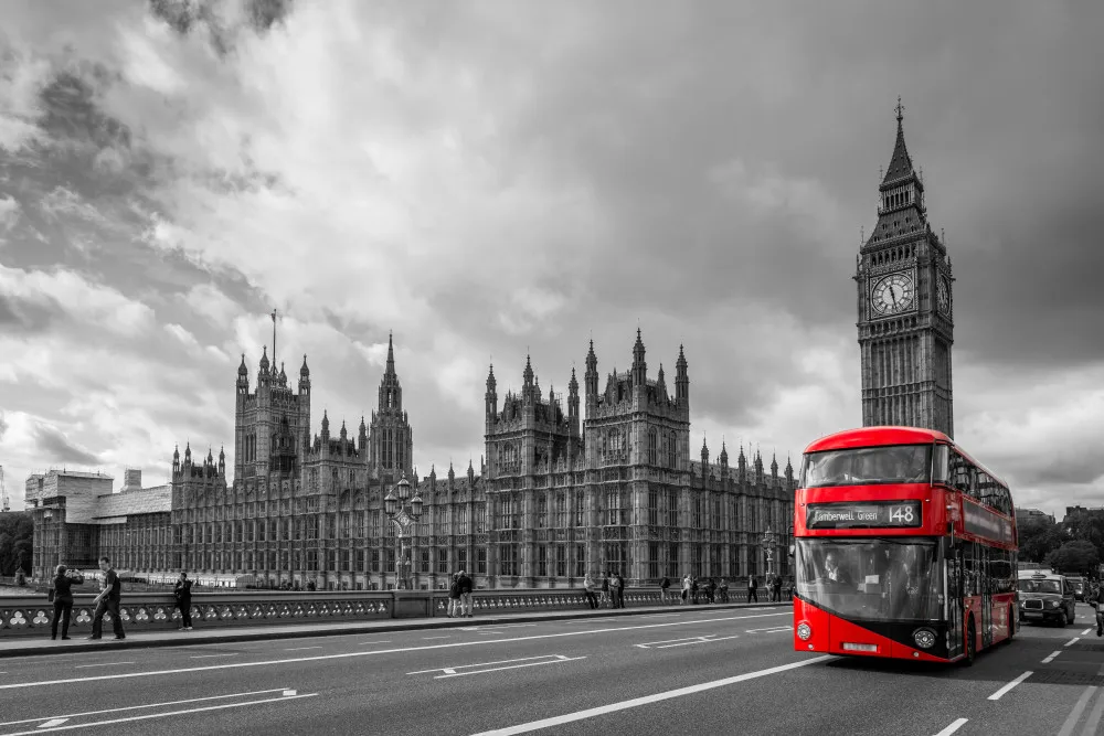 Fototapeta Pałac Westminsterski i czerwony autobus w Londynie #wf925