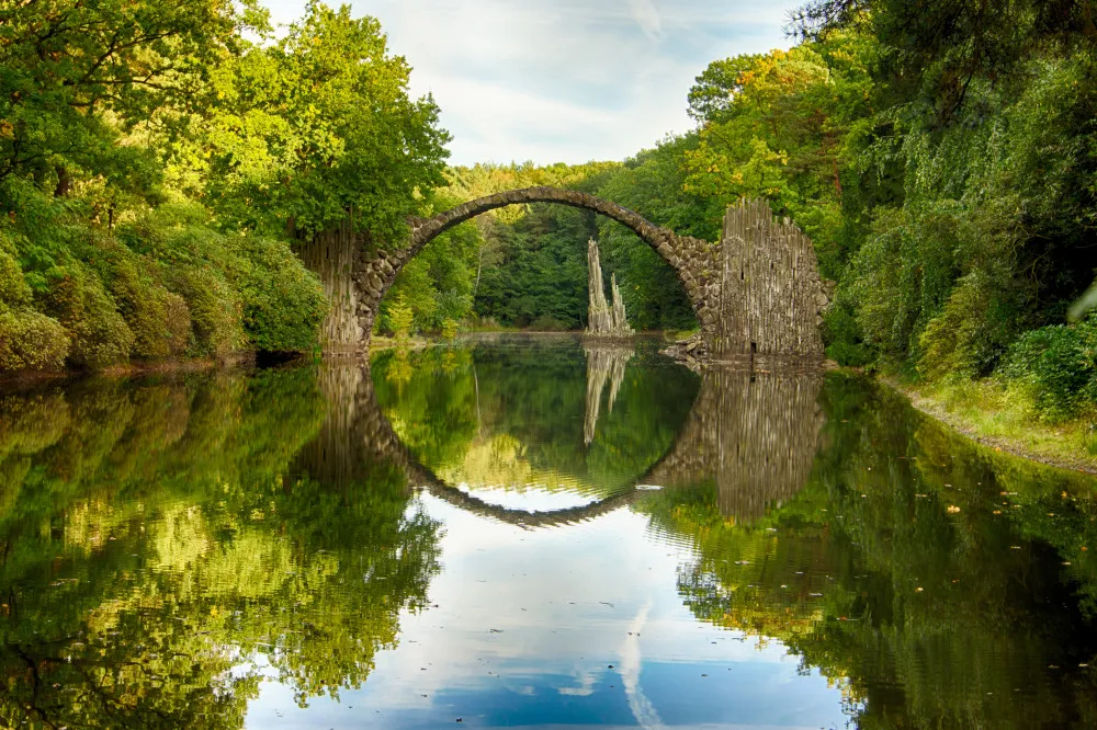 Fototapeta Rakotzbrücke – romantyczny most w baśniowym krajobrazie #wf1012