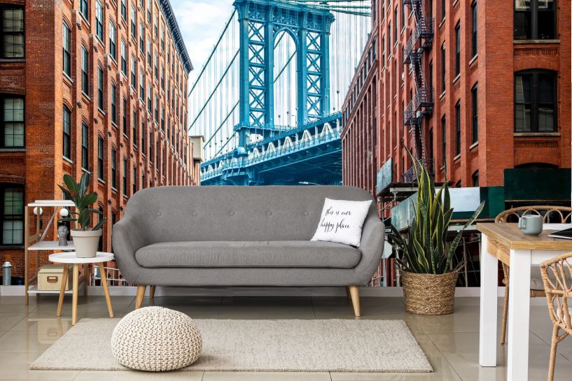 Most Manhattan – ikona Nowego Jorku w perspektywie uliczki