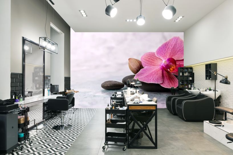 Orchidea i kamienie SPA na marmurowym tle