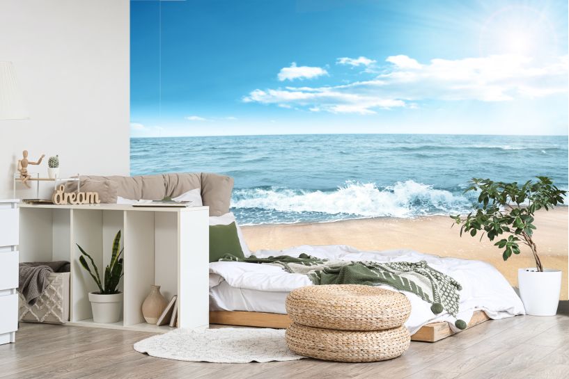 Wakacyjny Klimat: Morze, Plaża, Fale i Błękitne Niebo